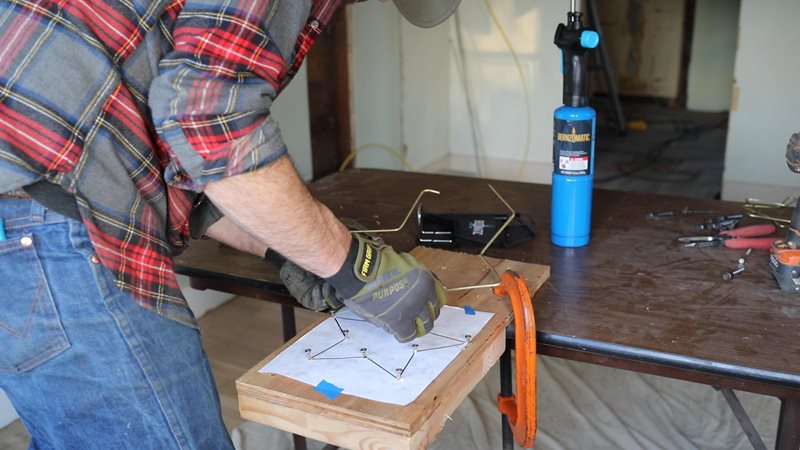 DIY HOLIDAY DECOR Instructions - Step 6