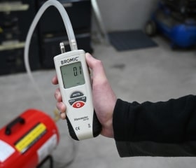 Digital Manometers